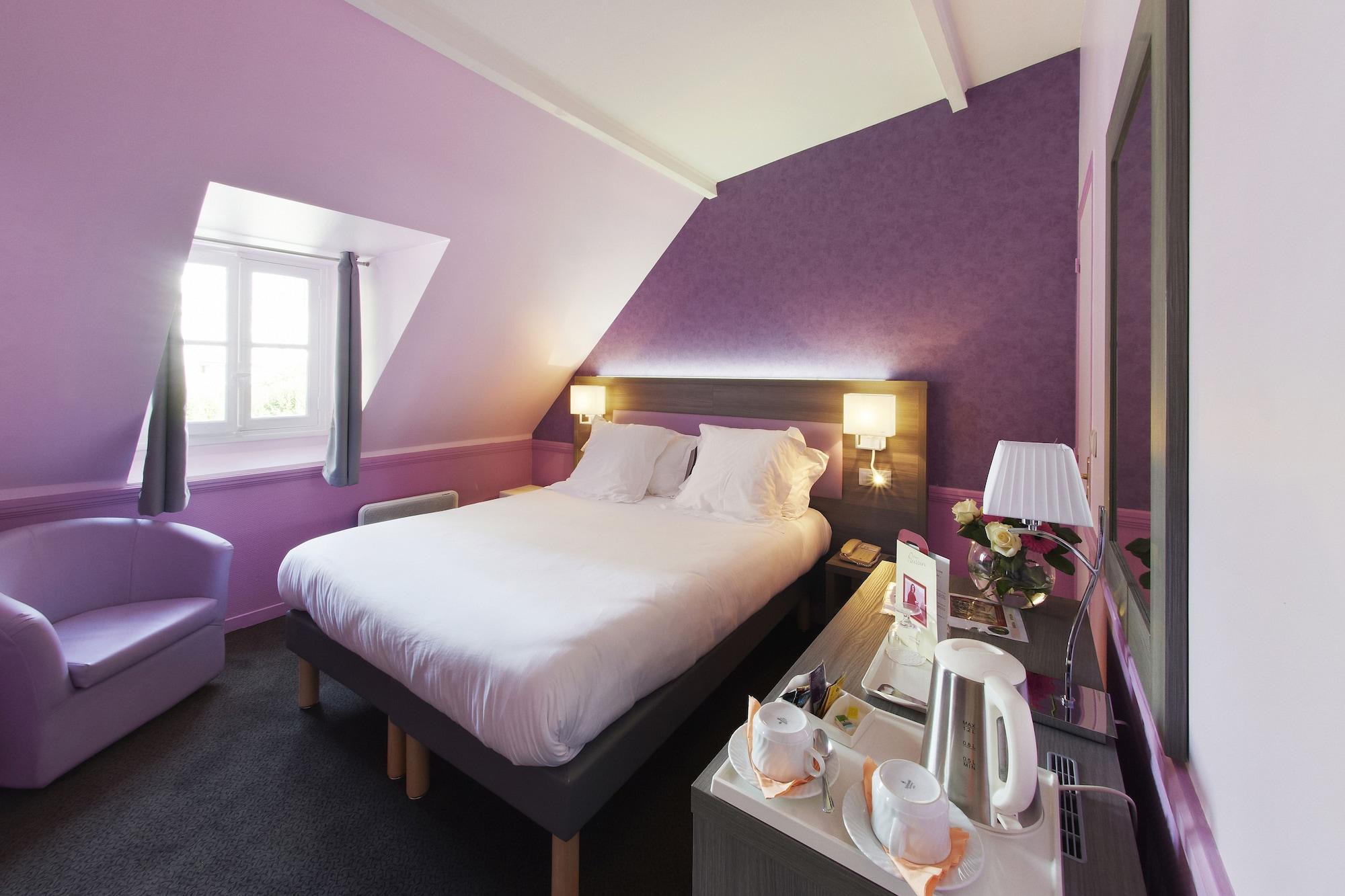 Hotel Poussin Parijs
